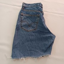 Levi's 550 Relaxed Fit Women's Blue Cotton Denim Jeans Cutting In Shorts (34×7) image 15