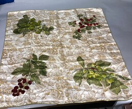 100% Silk Scarf W/ Leaves And Berries - 30x30” - €17,13 EUR 100% Silk Scarf W/ Leaves And Berries - 30x30” - €17,13 EUR