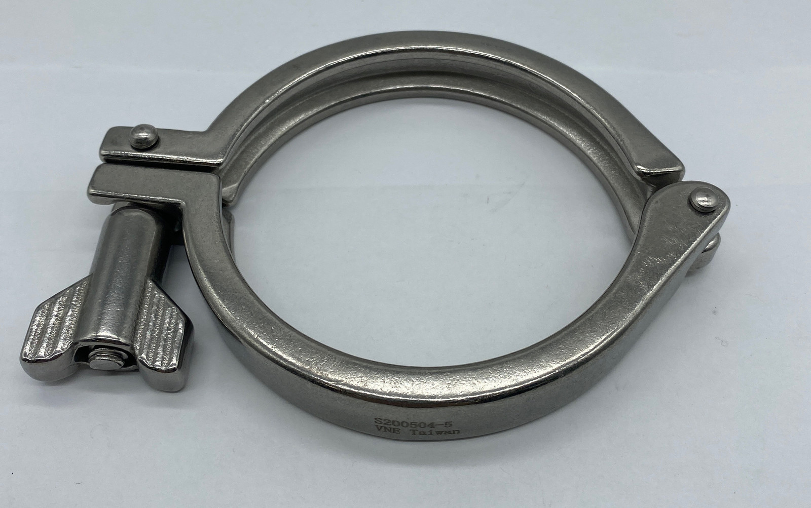 NEW VNE Corp. S200504-5 Stainless Clamp for 3-1/2&quot; Tube OD Lot of 4 - $45.49