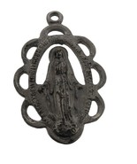 VINTAGE MARY MIRACULOUS Ornate  Frame RELIGIOUS CATHOLIC PENDANT MEDAL - $372.25 MXN
