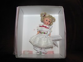 Madame Alexander 8&quot; Sweet Kisses for Grandma Doll - £83.93 GBP