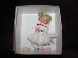 Madame Alexander 8&quot; Sweet Kisses for Grandma Doll - £82.56 GBP