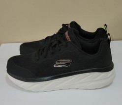 Skechers Ladies D&#39;Lux Ultra Sneaker Black Size 7 - £33.24 GBP