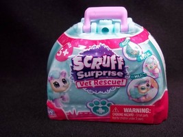 Little Live Pets Scruff Surprise VET RESCUE Series 1 blind pack blue bag - £5.00 GBP