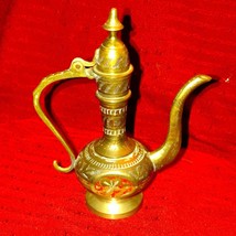 Exquisite 1930s antique brass genie lamp from India~handmade - £32.52 GBP