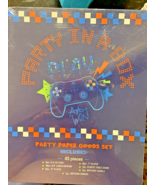 Party In A Box 43 Pc Birthday Party Set For Gamers New In Sealed Box - $21.66 CAD