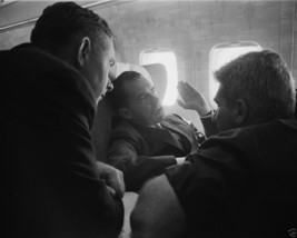 Vice-President Richard Nixon talks to reporters on plane 1959 New 8x10 Photo - £7.04 GBP