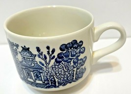 Vintage Churchill China Oriental Blue and White Tea Cup - £6.79 GBP
