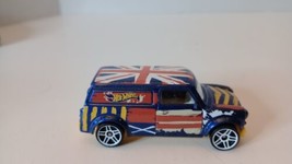 Hot Wheels &#39;67 Austin Mini Van Blue 2014 Art Cars LOOSE Diecast Vehicle Toy - £4.42 GBP