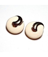 TRIFARI Gold Ivory Tone Enamel Button Swirl Clip On Stud Earrings - €14,79 EUR