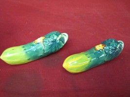 Vintage 1950s Japan Cucumber Salt &amp; Pepper Shakers - £19.48 GBP