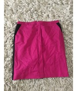 Women’s Knee Length Skirt Size 12 Magenta/Black - $22.63 CAD