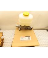 Ford HL1Z-2140-B Brake Master Cylinder with Reservoir BRMC-308 - $2,041.58 MXN