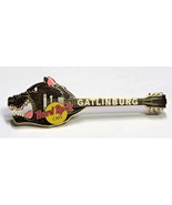 Hard Rock Cafe GATLINBURG Growling Bear Guitar Pin - £6.20 GBP