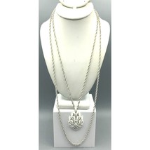 Crown Trifari Enamel Chain Necklace, Double Strand Vintage with White Mod - £57.08 GBP