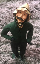 Byers Choice Caroler 2000 Man With Green Jacket And Plaid Pants - £27.30 GBP