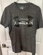 T-Shirt Under Armor Size Small  Heat Gear Loose Gray  Blend Under Armor Logo - £4.69 GBP