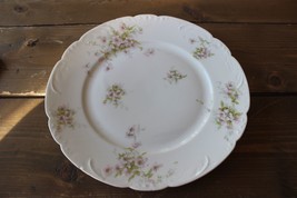 Vintage Limoges Theodore Havilland Dinner Plate 9 7/8 inch diameter - £13.93 GBP