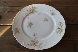 Vintage Limoges Theodore Havilland Dinner Plate 9 7/8 inch diameter - £14.09 GBP