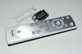 SHARP RRMCGA128WJSA OEM PROJECTOR REMOTE TESTED W BATTERIES GENUINE RARE - $597.85 MXN