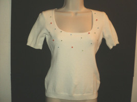 New Cache Knit Top Size Medium White Beaded Accents Short Sleeves Partial Tag - £23.18 GBP