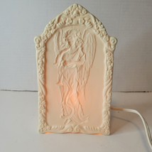 Vintage Ceramic Light Up Christmas Angel. Rare Holiday Illuminated Display - £15.36 GBP