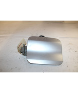 02-03 SUBARU IMPREZA WRX SEDAN GAS FUEL DOOR LID CAP SILVER K1903 - $1,279.33 MXN