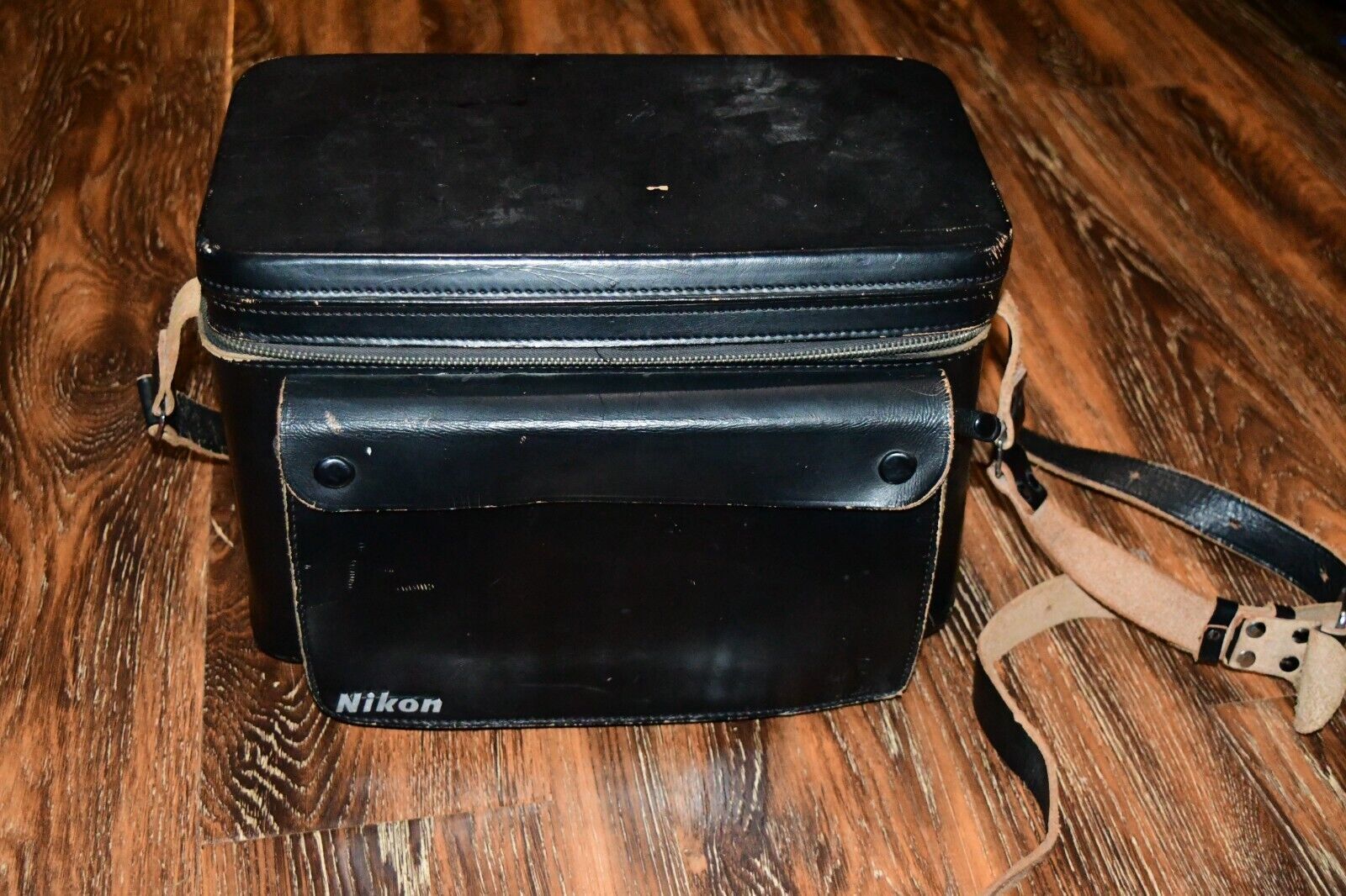 NIKON FB-6 GAZETTE LEATHER BROWN CARRY CASE JAPANESE RARE ATTIC FIND 515B2A - $106.95