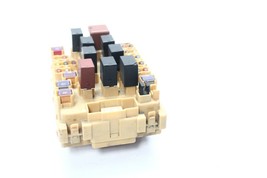 2000-2005 TOYOTA CELICA GT GTS LEFT ENGINE BAY FUSE RELAY BOX P6972 image 2