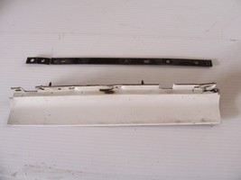 ELDORADO RIGHT HEADLIGHT LOWER TRIM FILLER MOLDING OEM USED CADILLAC  16... - $1,599.23 MXN