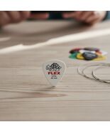 Guitar Picks, Thin, Tortex Flex .50mm, Red, 12-Pack (428P.50) - $175.30 MXN