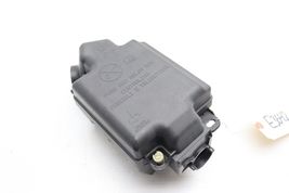 14-17 FIAT 500L ENGINE BAY FUSE RELAY BOX HOUSING COVER E3642 image 4