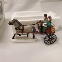 Dept. 56  Heritage Dickens 1996 Red Christmas Sulky #58401 Couple in Horse Drawn - £19.21 GBP