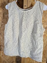 Max Studio Specialty Products Large Sleeveless Top - $14.85