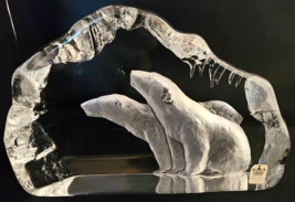 Royal Krona Sweden Art Glass Paperweight Sculpture Etched Polar Bears Iceberg - £42.13 GBP