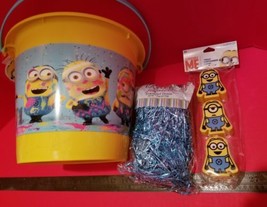 Despicable Me Easter Basket Kit Yellow Plastic Tote Grass Minion Treat Container - £11.38 GBP