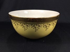 Vintage Hall&#39;s Kitchenware 1378 Porcelain 8.5&quot; Bowl Gold Yellow Floral Design - £15.97 GBP