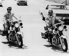 Larry Wilcox, Erik Estrada Chips 16x20 Canvas Giclee Police Motorbikes - £55.26 GBP