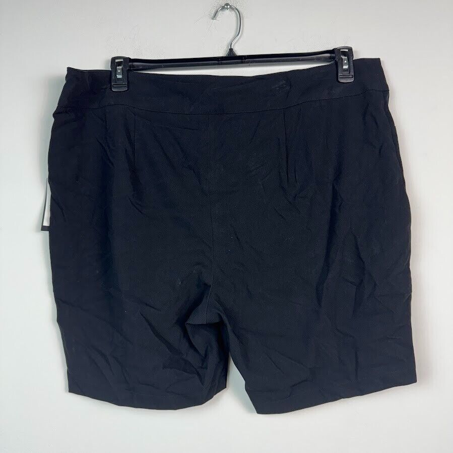 Primary image for Danielle Bernstein Women Plus 20W Black Zip Up Shorts NWT CT42