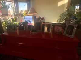 B&amp;W CREEPY HALLOWEEN CLOWN 4  X 6 Photo w/ VINTAGE GLASS MEMORIES FRAME - $24.23