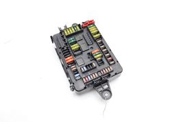 12-18 BMW F30 320I 328I REAR POWER DISTRIBUTION FUSE BOX E2866 image 2