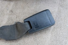 2006-2010 LEXUS IS250 IS350 REAR CENTER SEAT BELT RETRACTOR BUCKLE V821 image 3