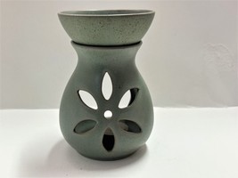 Ceramic Tea Light Essential Oil  Burner Diffuser Floral Pattern - £8.03 GBP
