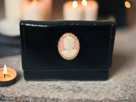 Vintage Sirco Hong Kong Pink Cameo Black  Patent Leather Keyholder Wallet Pouch - £9.68 GBP