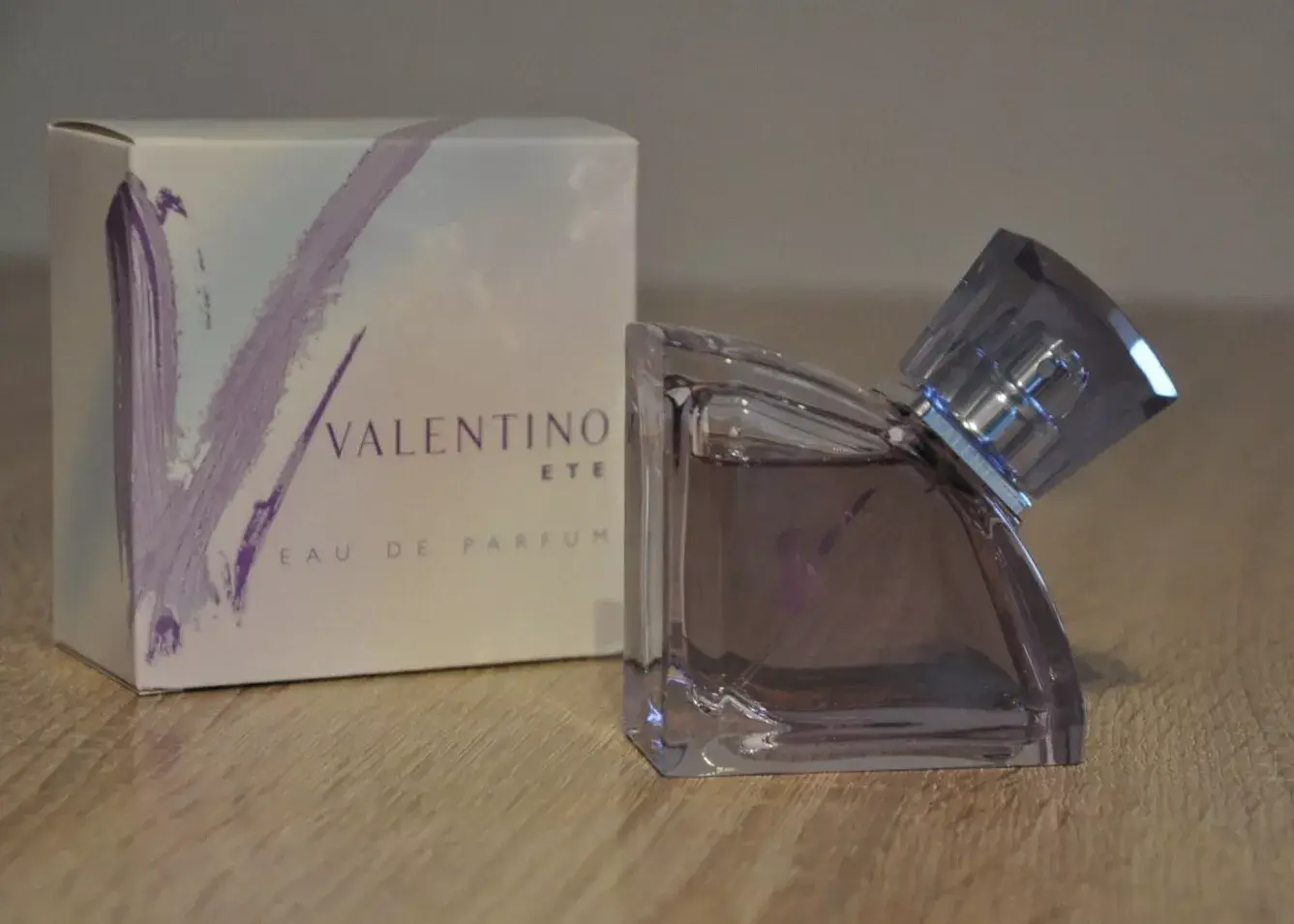 Valentino V ETE EDP 50ml, DISCONTINUED, VERY RARE, NEW - $189.00