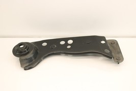 2008 INFINITI G35 SEDAN REAR RIGHT QUARTER PANEL LOWER BRACKET DEFLECTOR C664 image 14