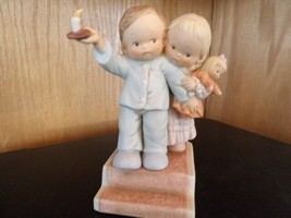 Lucie Attwell Memories Of Yesterday “Is It Really Santa” Figurine 1988 - £5.03 GBP