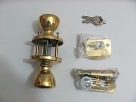 Kwikset Tylo Entry Door Lock Knob Master Keyed Bright Brass Finish 94009... - £7.70 GBP