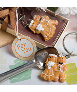 Adorable Gingerbread Bride &amp; Groom Key Ring - $2.65