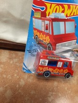 2011 Hot Wheels Hw City Works 174/244 Red Friburger&#39;s Grill Ice Cream Truck 4/1 - £4.52 GBP